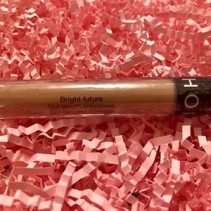 New Sephora Brightening Gel Serum Concealer #13